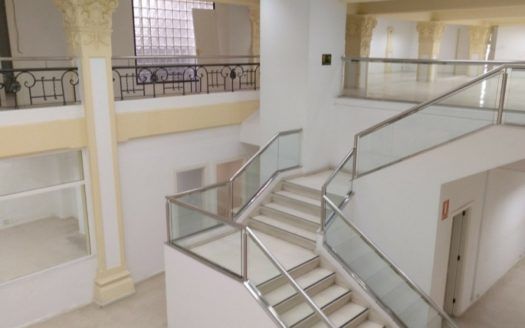 SE ALQUILA. Magnífico local comercial en el centro de Santa Cruz en la calle El Pilar