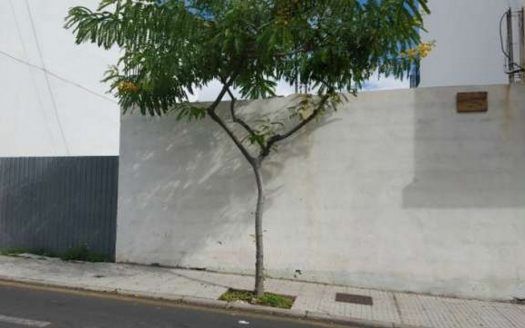 Estupendo solar urbano listo para construir en el centro de Güímar