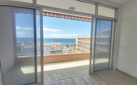 Bonito apartamento en el Puertito de Güímar con vistas al mar