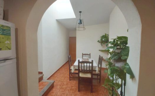 Bonita casa típica restaurada se alquila en el centro de Güímar