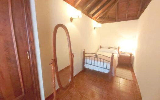 Bonita casa típica restaurada se alquila en el centro de Güímar