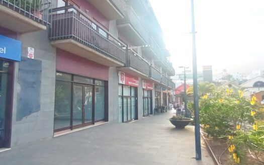 Se alquila céntrico local comercial de 70 m2 en Plaza de las Flores, Güímar