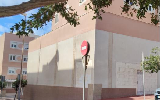 Se vende local en Puertito de Güímar