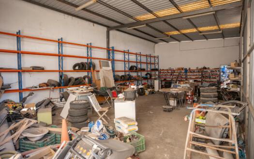 Se vende solar y local de negocios en el centro de Güímar