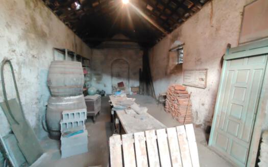 Se alquila local en Arafo