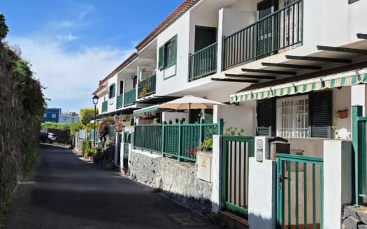 Se vende chalet adosado en La Laguna
