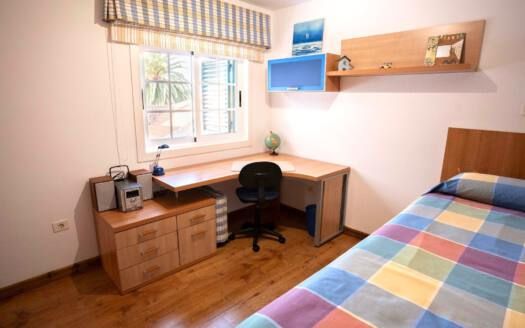 Se vende chalet adosado en La Laguna