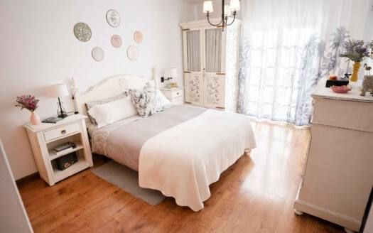 Se vende chalet adosado en La Laguna