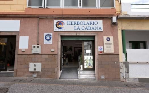 Se traspasa herbolario en Candelaria