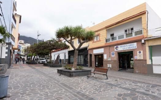 Se traspasa herbolario en Candelaria