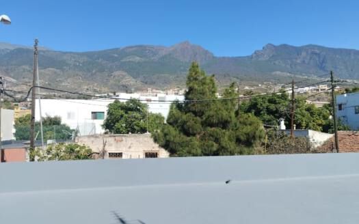 Se vende casa en centro de Güímar