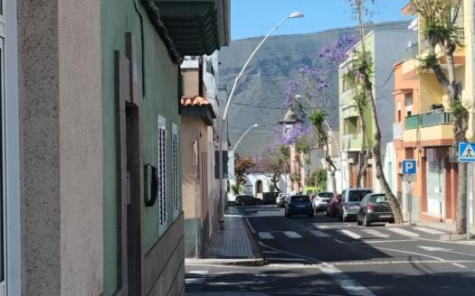 Se vende casa en centro de Güímar