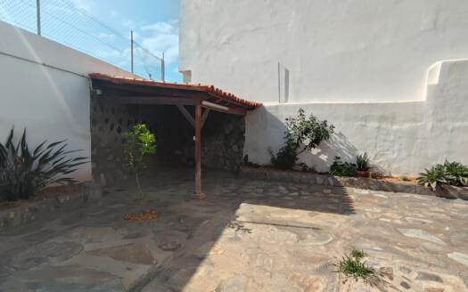 Se vende casa en centro de Güímar