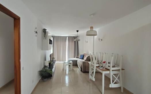 Se alquila apartamento en Las Caletillas
