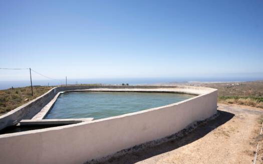Se vende finca en zona de Arico