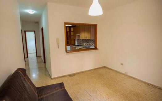 Se vende céntrico piso en Güímar