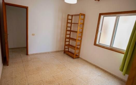 Se vende céntrico piso en Güímar