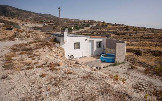 Se vende finca con casa en El Escobonal, Güímar