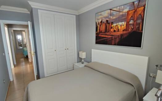 Se alquila apartamento en El Poris