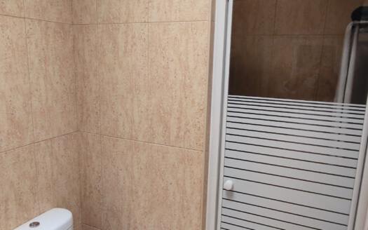 Se alquila apartamento en El Poris