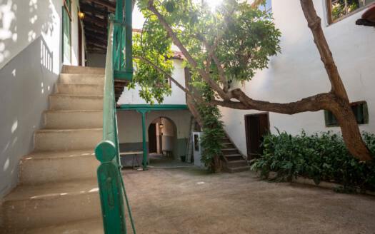 Se vende espectacular casa antigua en Arafo